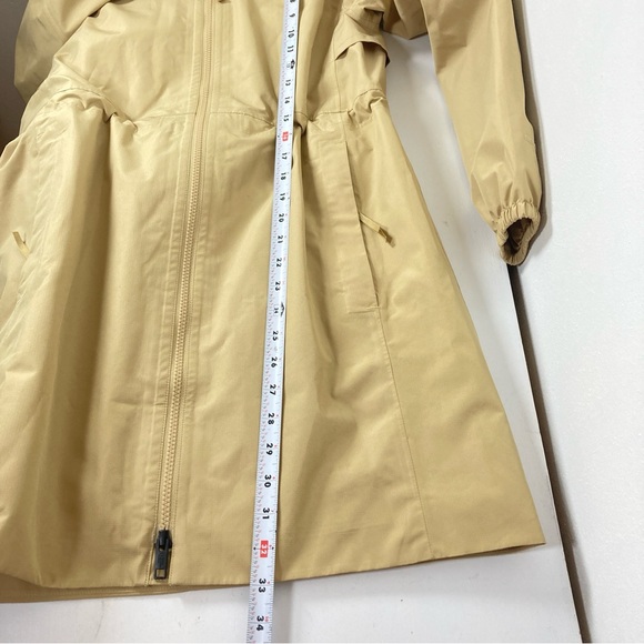 The North Face Daybreak Women’s  Rain Jacket Hooded Khaki Stone XS Raincoat - Picture 14 of 15